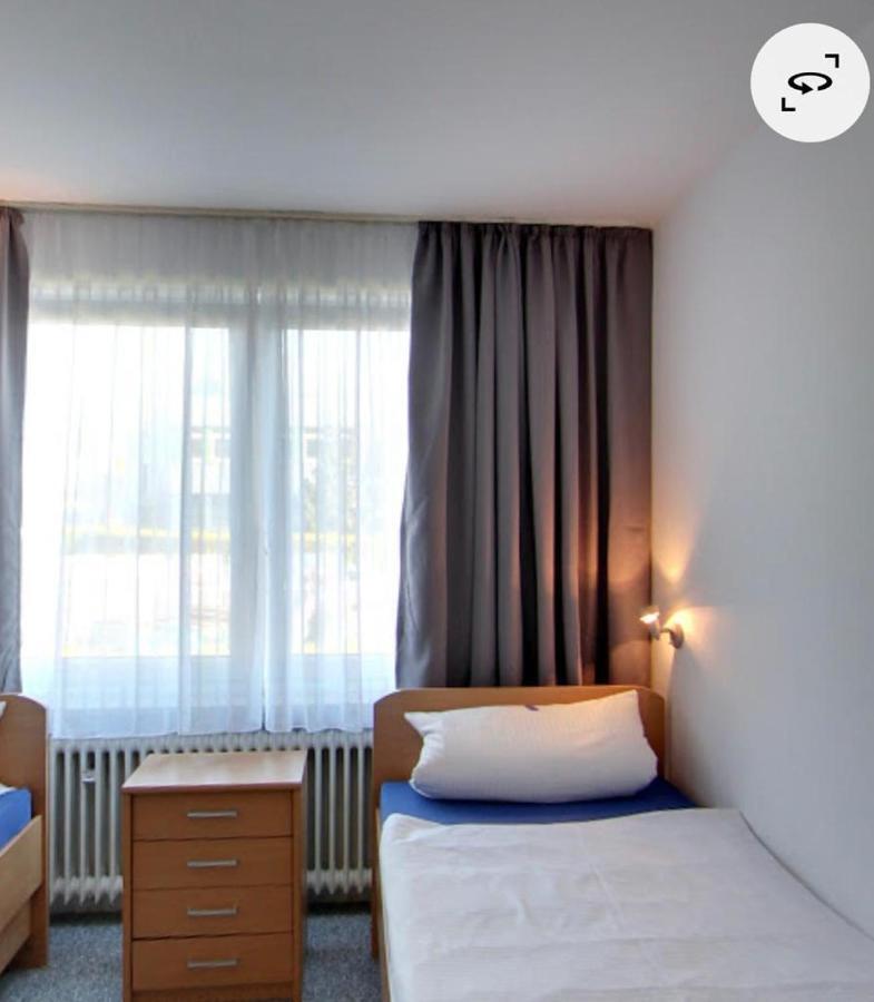 Pension Weiss Munich Luaran gambar